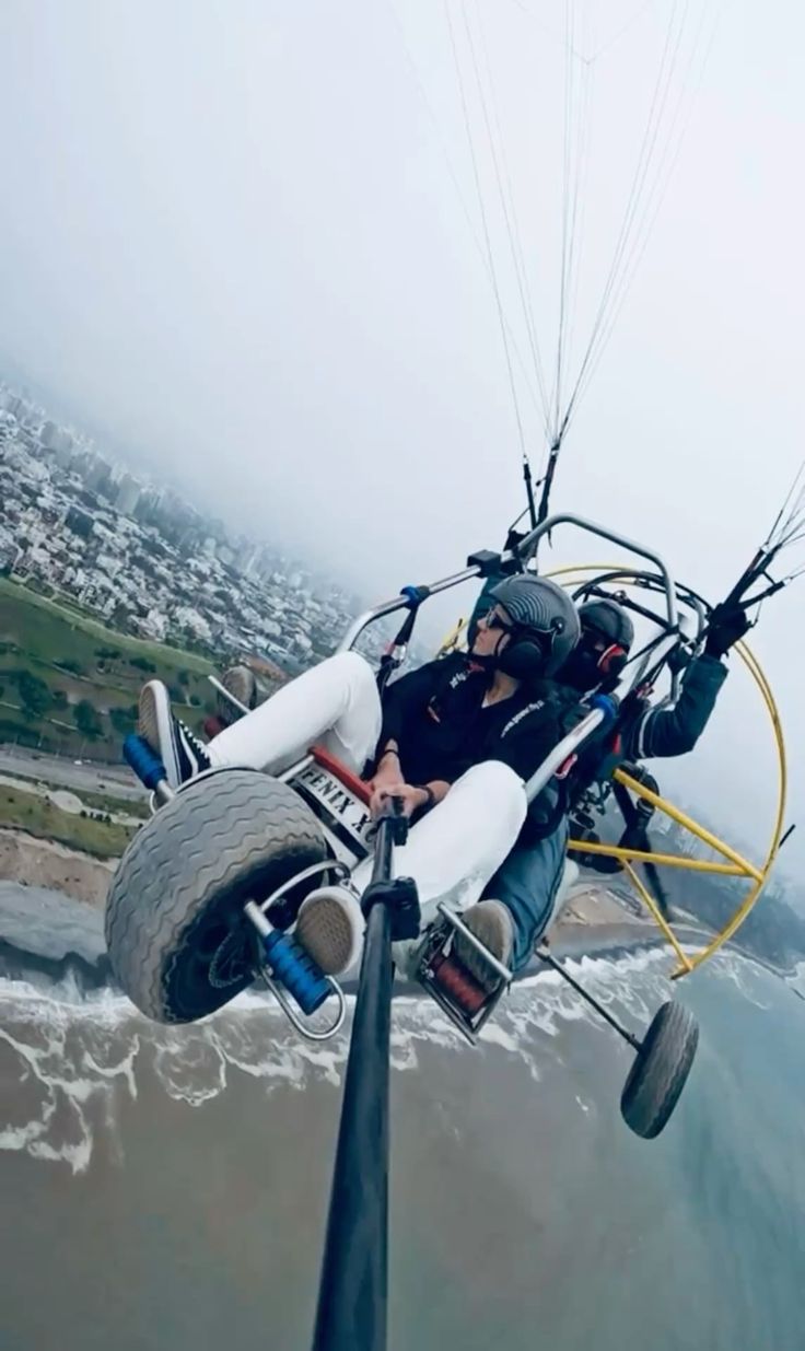 Vuelo en parapente — Miraflores · Lima