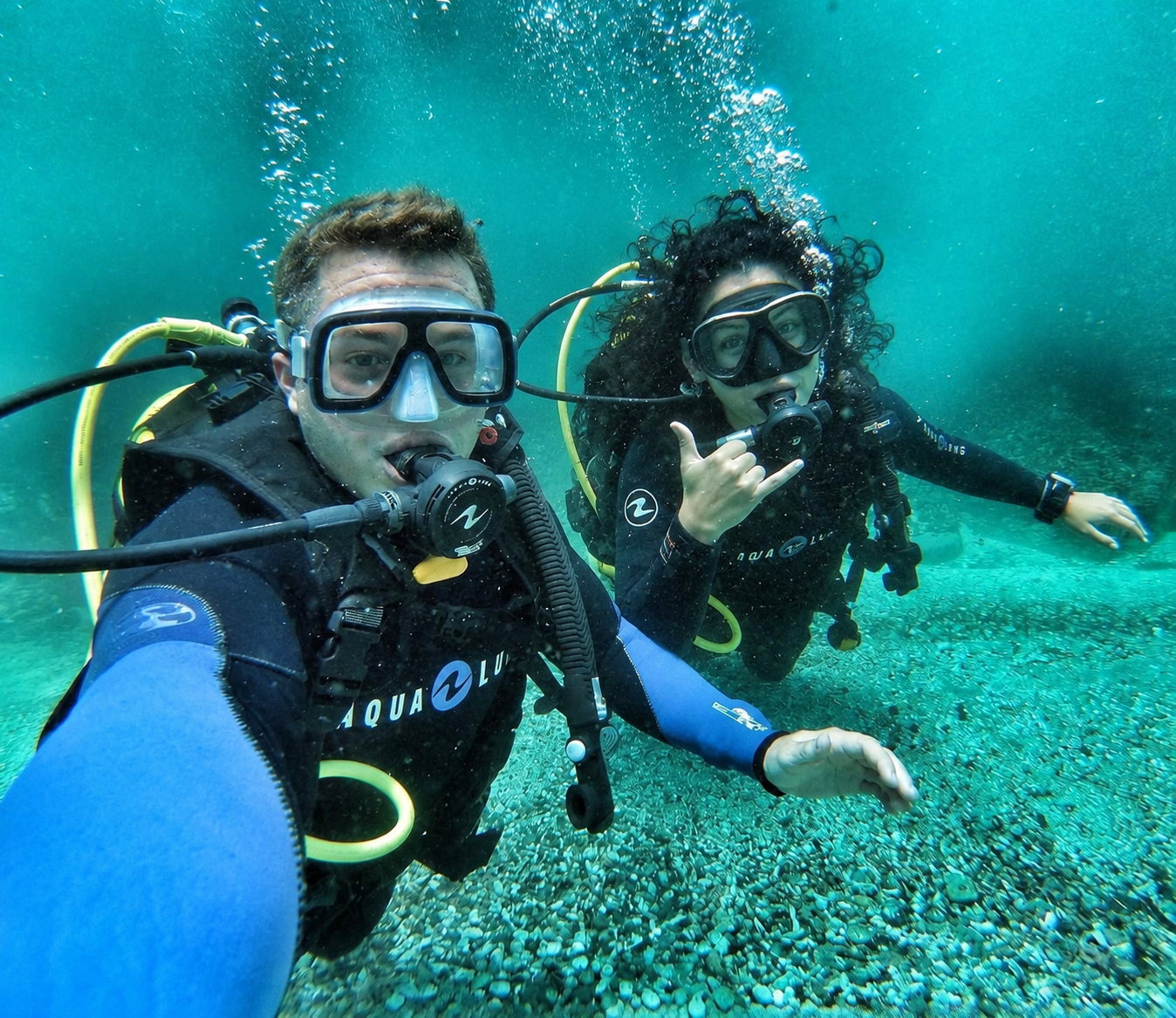 Scuba diving buceo Lima Pucusana Pacífico Peru PADI tour aventura